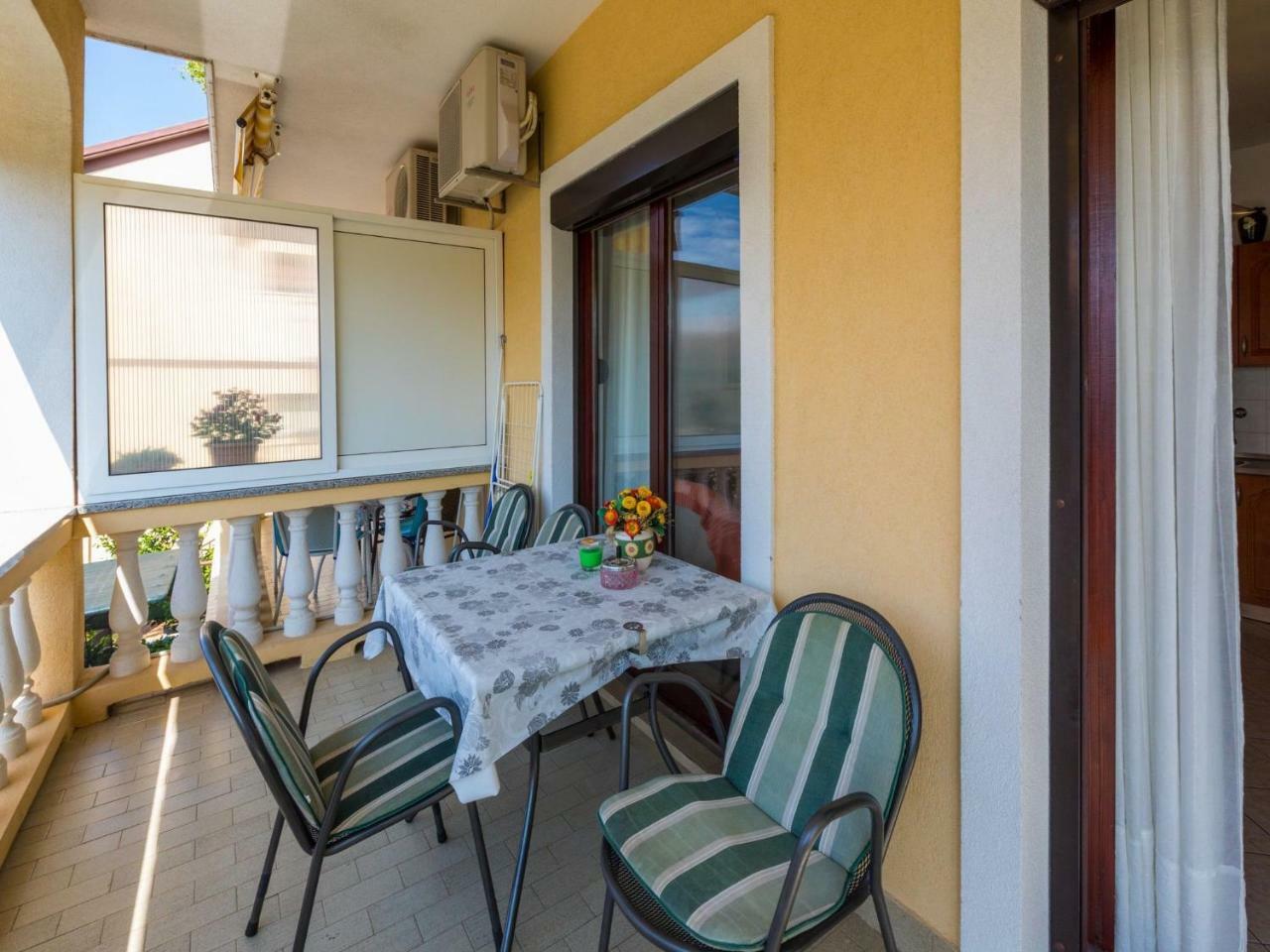 Apartment Nevelina Selce Exteriör bild